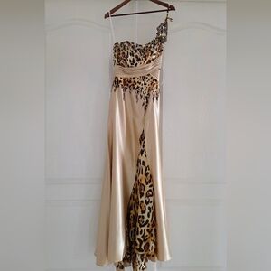 Tony Bowls Leopard Print One-Shoulder Gown